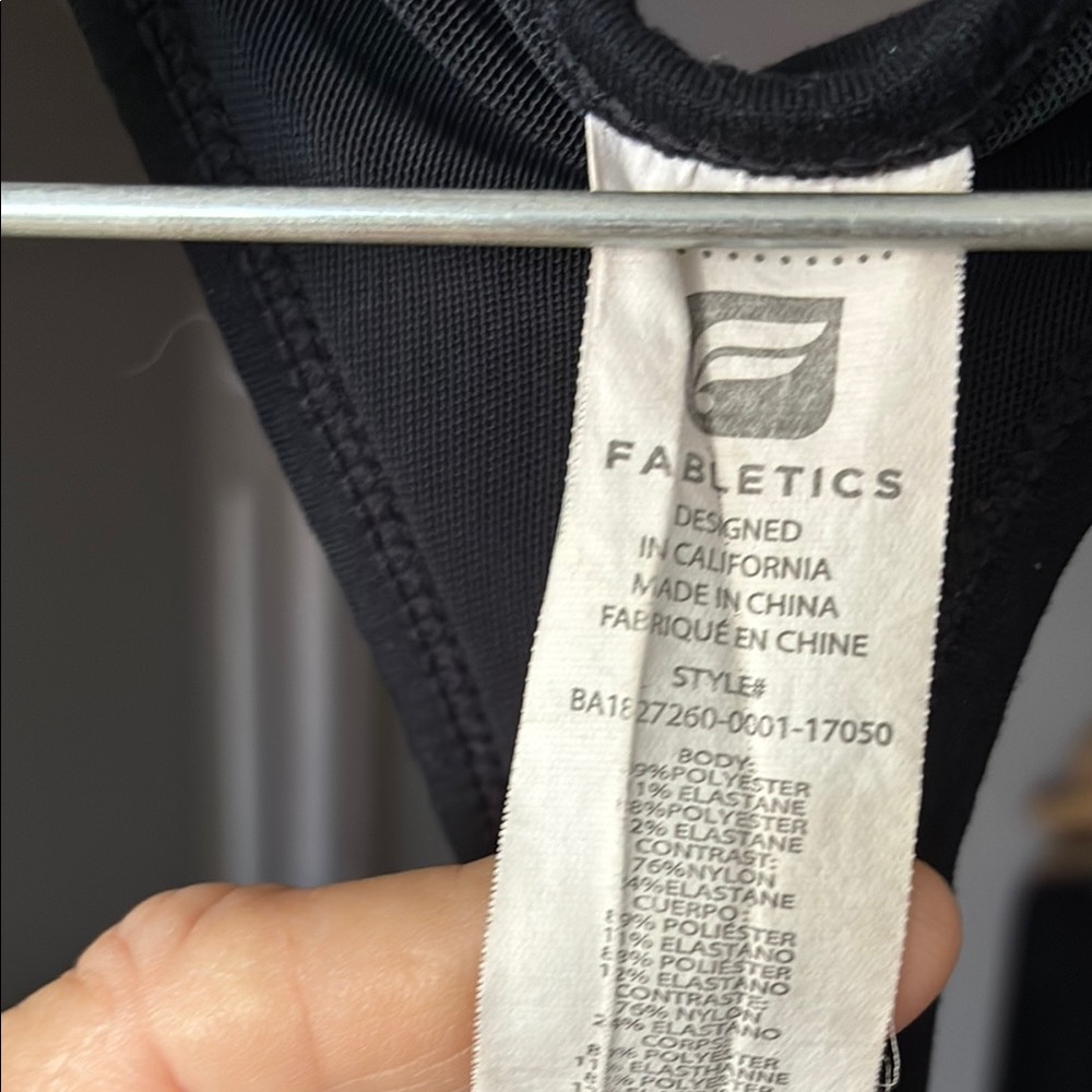 Fabletics Workout Top - Picture 3 of 8